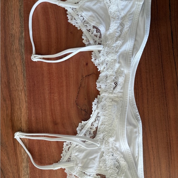 SKIMS Bralettes - Picture 9 of 11